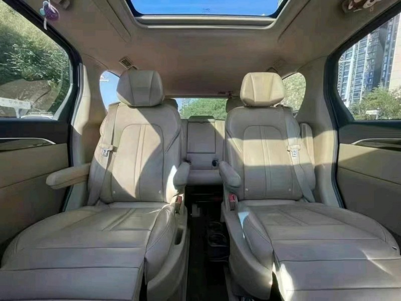 深圳18年别克GL84