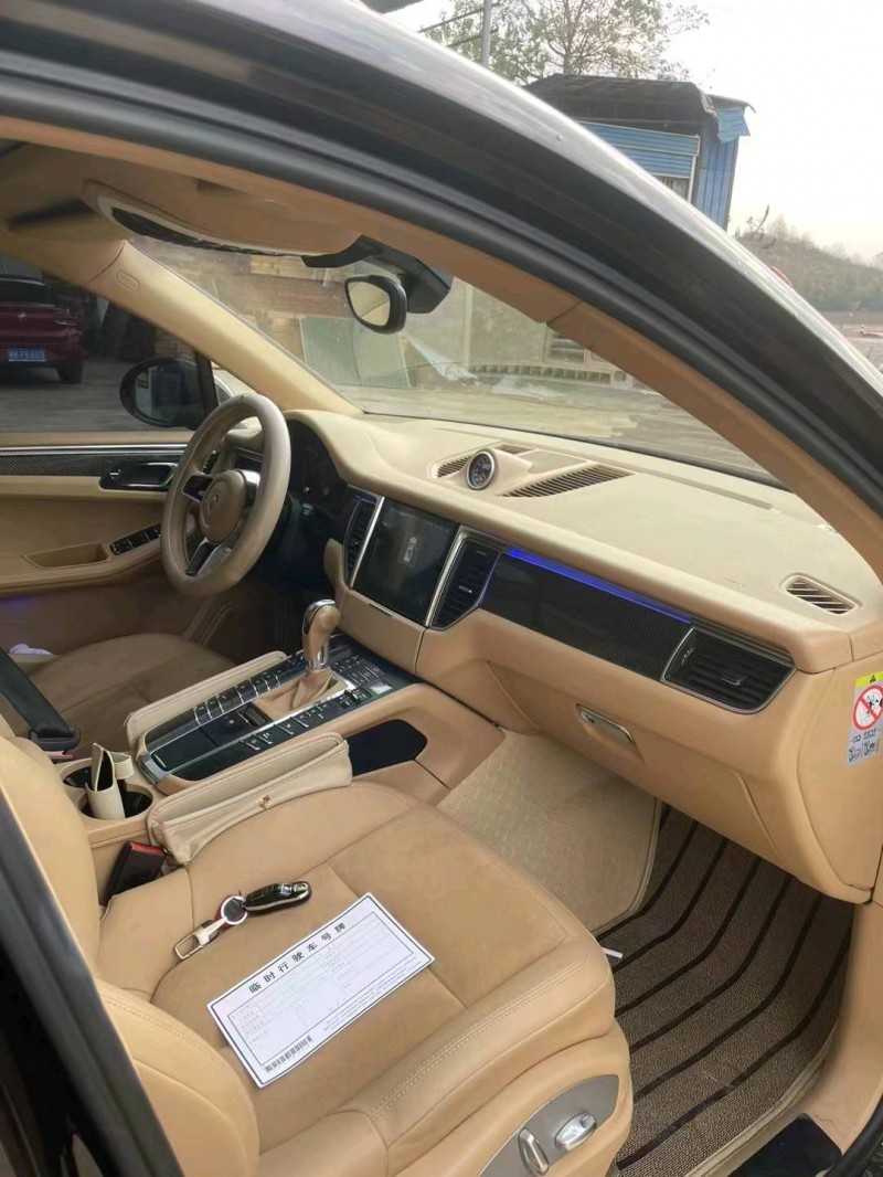 邵阳15年保时捷Macan6
