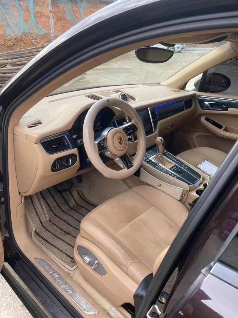 邵阳15年保时捷Macan7