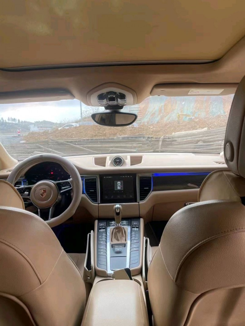 邵阳15年保时捷Macan9