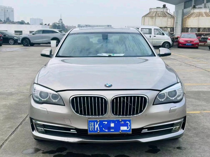 广州14年宝马7系1