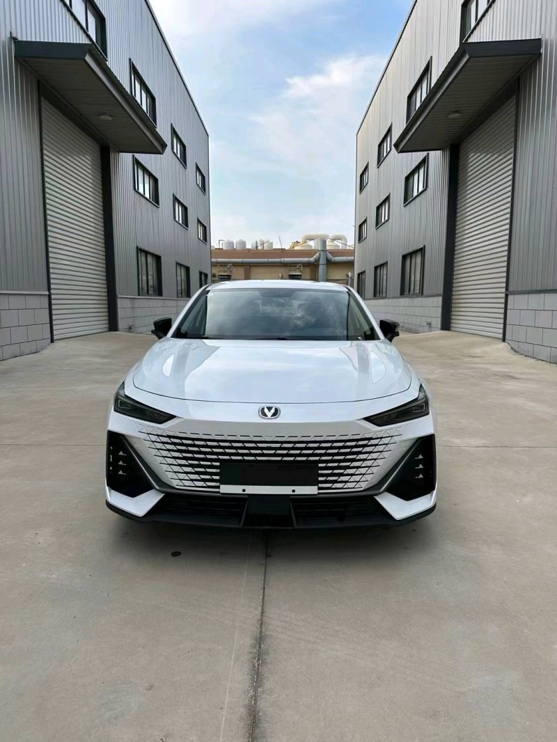 宿迁23年长安汽车UNI-V1