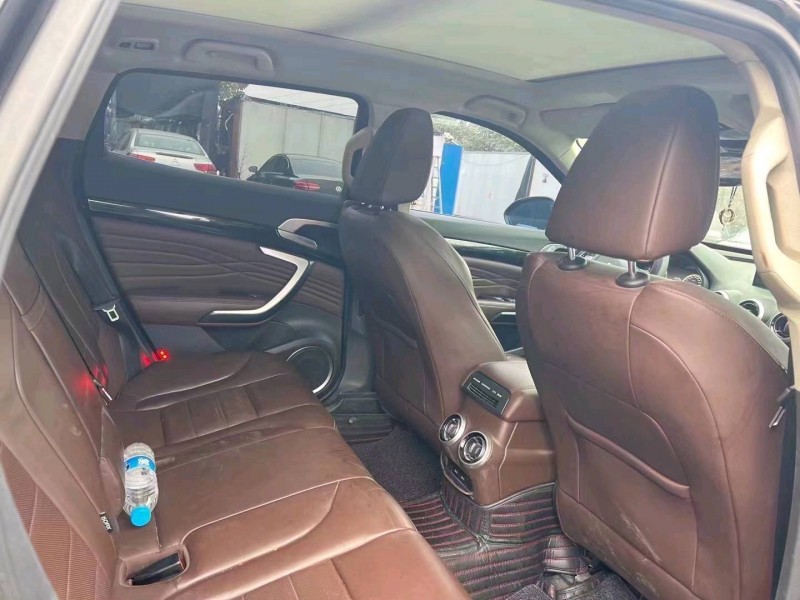 宜昌18年長城汽車WEY P84