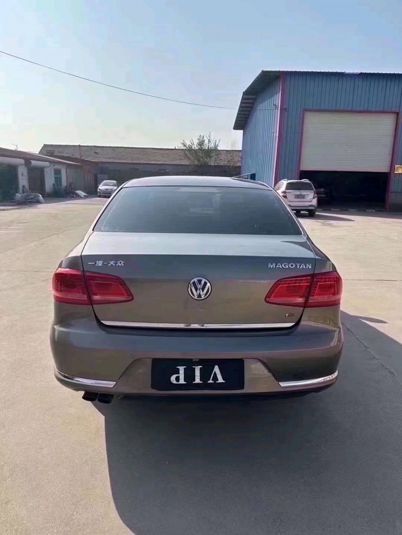 济南14年大众迈腾9