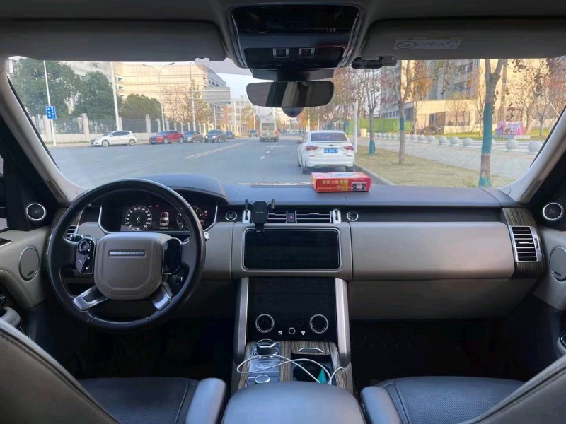 宜昌19年路虎揽胜行政4