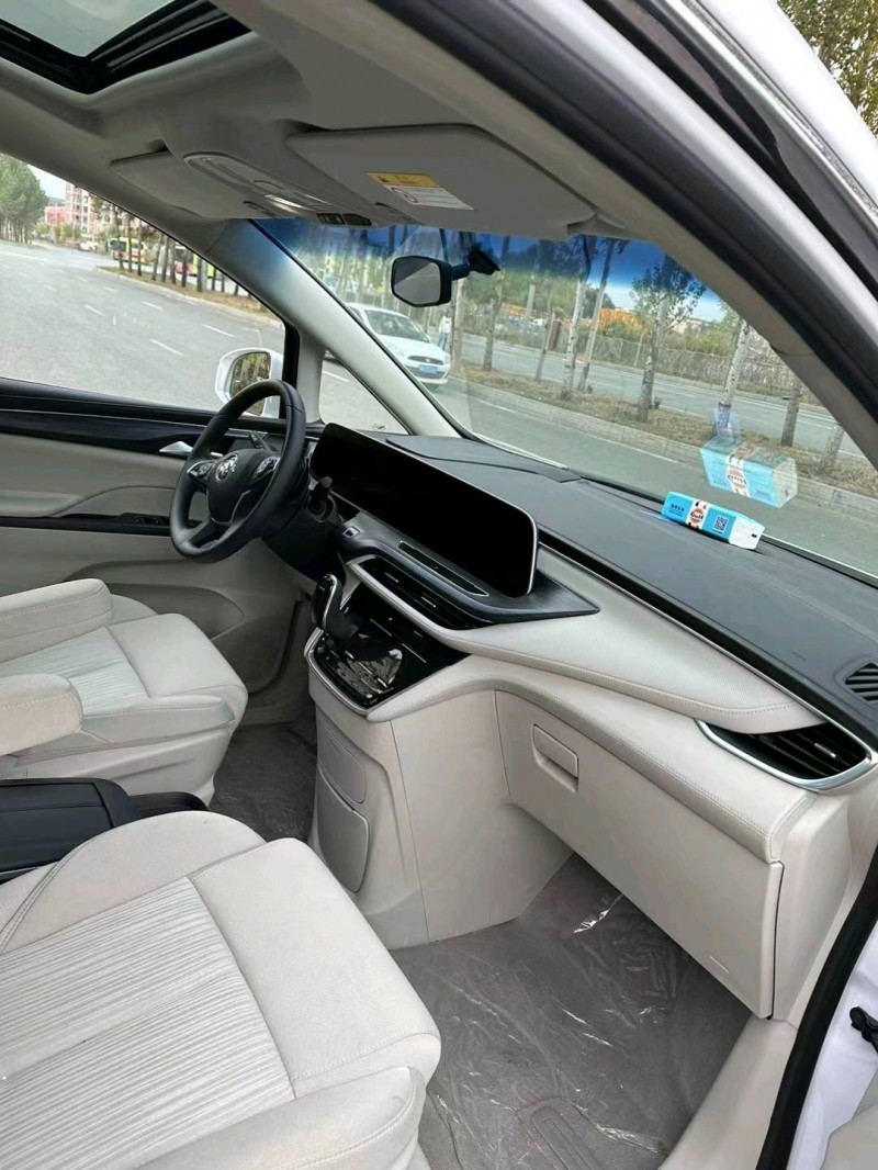 东营23年别克GL85