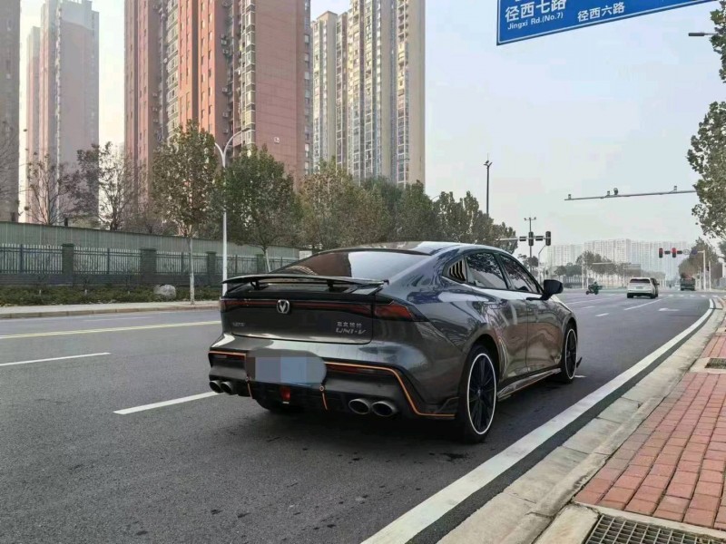 宜昌23年长安汽车UNI-V2