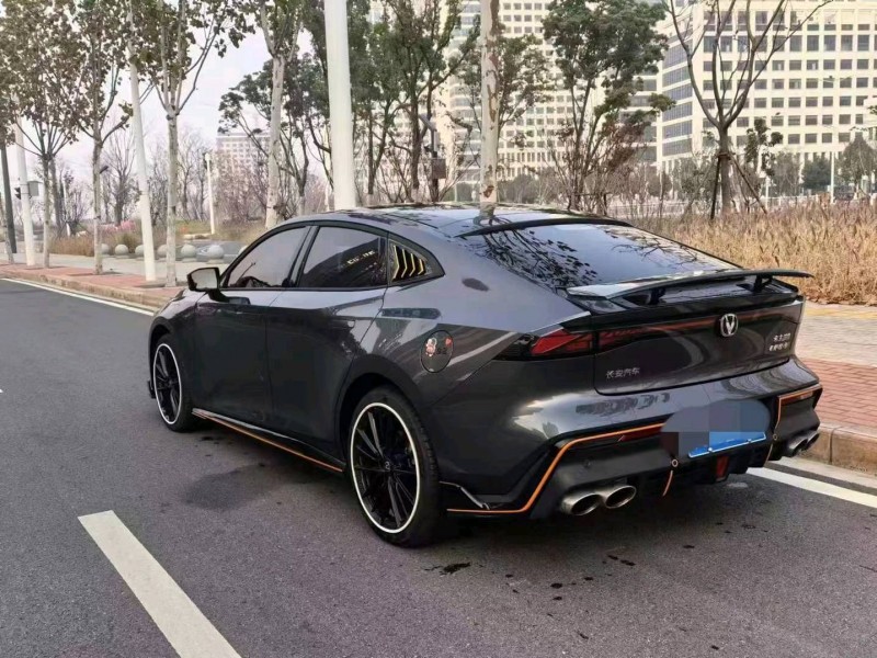 宜昌23年长安汽车UNI-V6