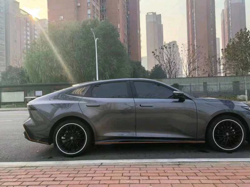 宜昌23年长安汽车UNI-V8