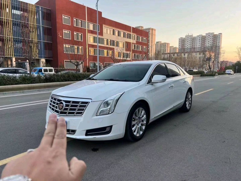 东营16年凯迪拉克XTS2