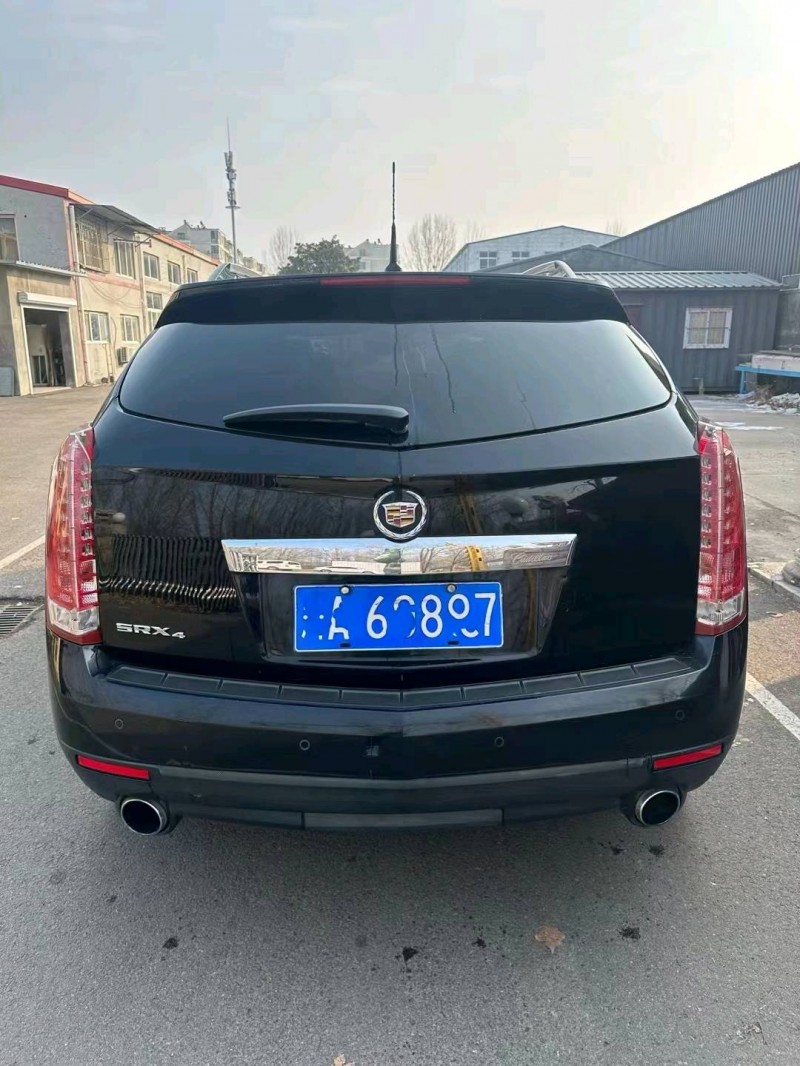 枣庄10年凯迪拉克SRX2