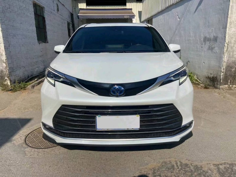 佛山22年丰田塞纳1