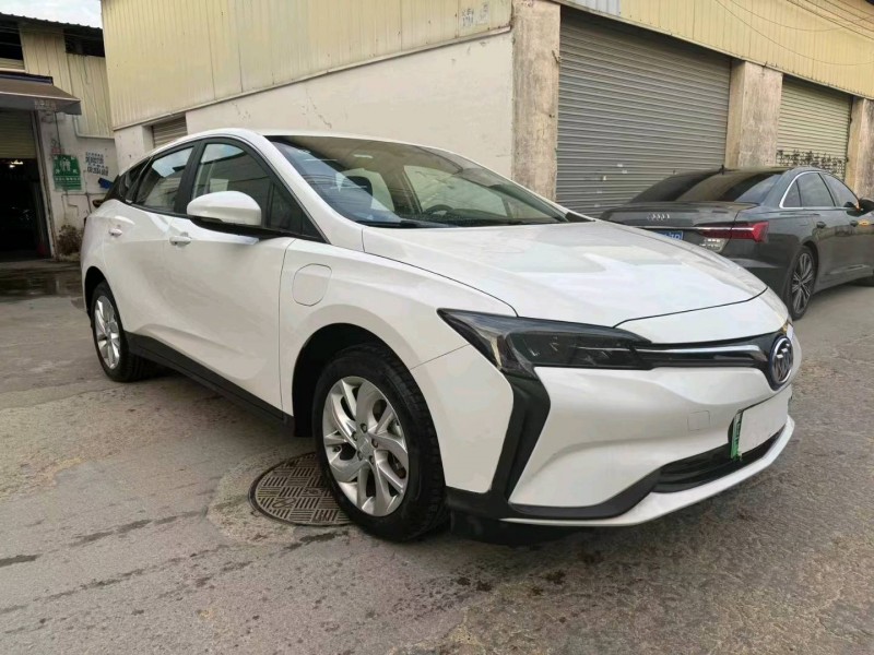 广州23年别克微蓝3