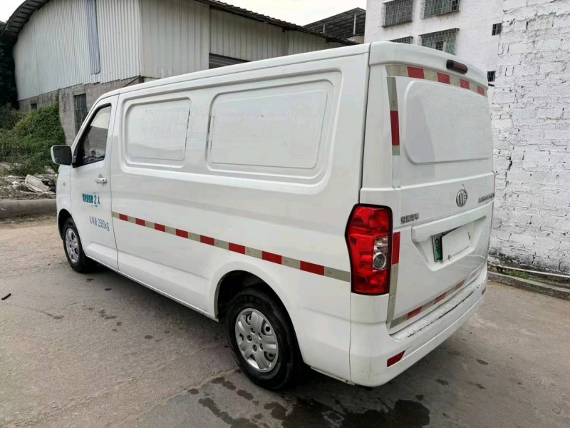 广州21年长安汽车睿行8