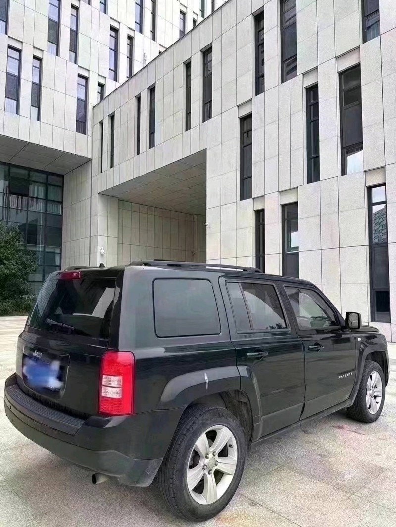 聊城15年Jeep自由客6