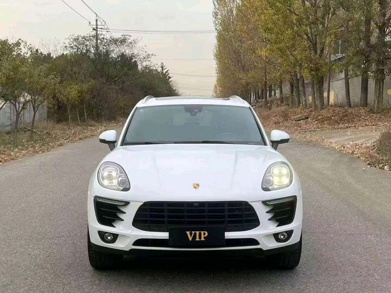 枣庄18年保时捷Macan1