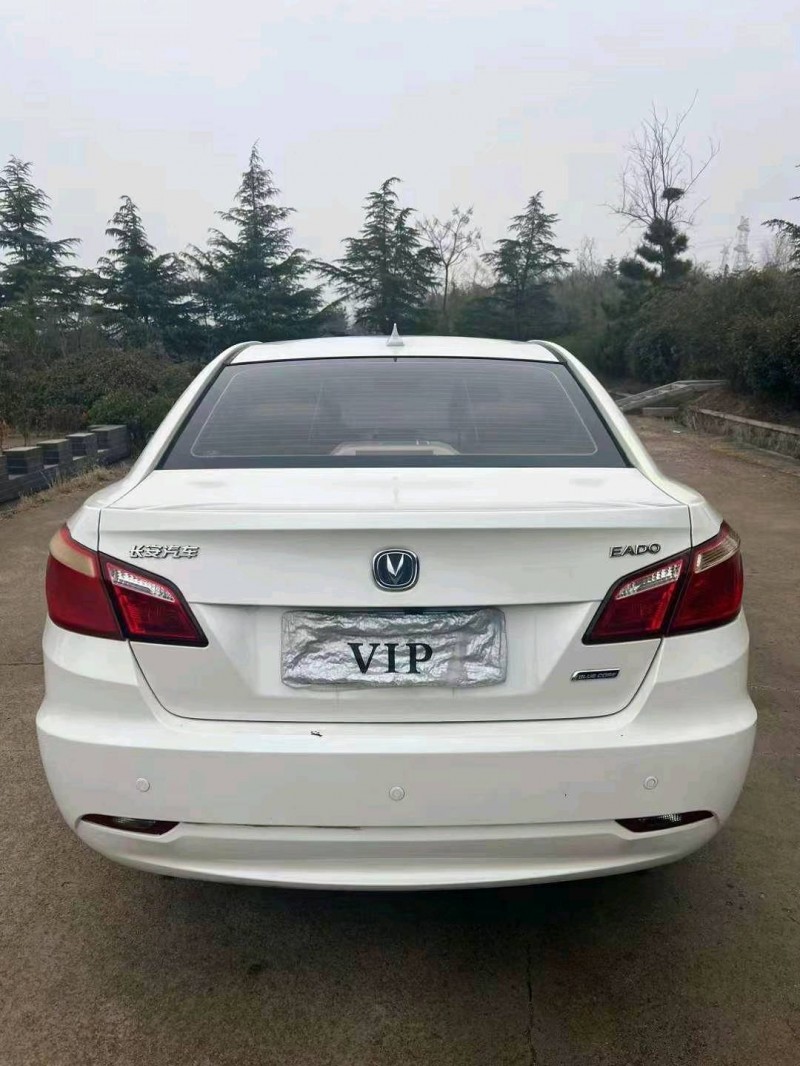 枣庄15年长安汽车逸动8