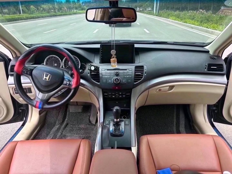 枣庄13年本田思铂睿6