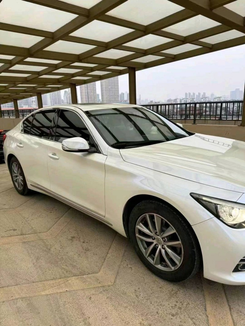 常州16年英菲尼迪Q50L2