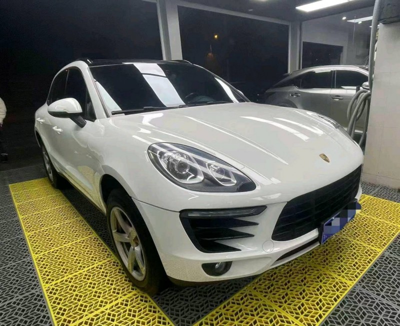 新余16年保時捷Macan4