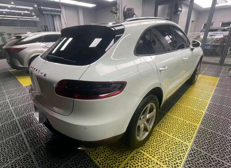 新余16年保時捷Macan6