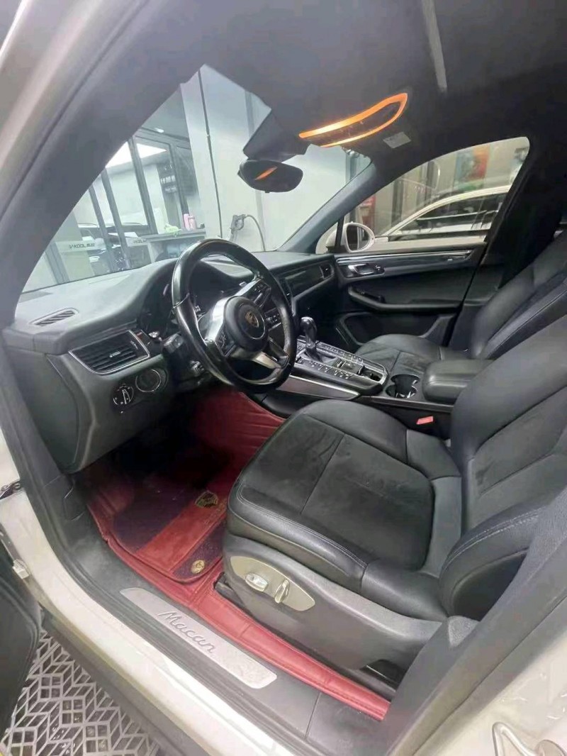 新余16年保時捷Macan9