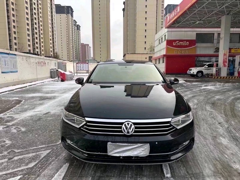 深圳17年大众迈腾1