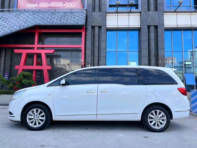 东莞19年别克GL88