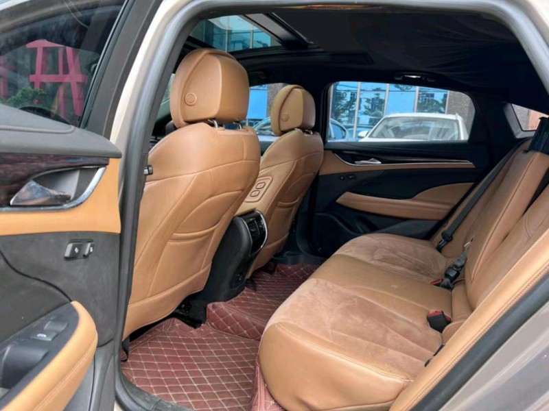 东莞17年别克君越5