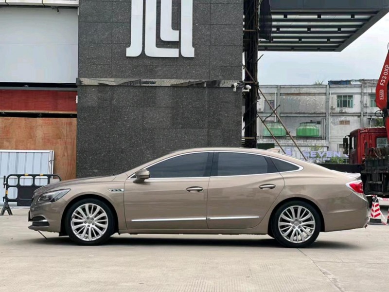 东莞17年别克君越7