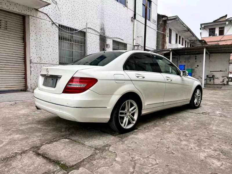 嘉兴13年奔驰C4