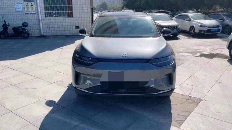 煙臺22年零跑汽車C111