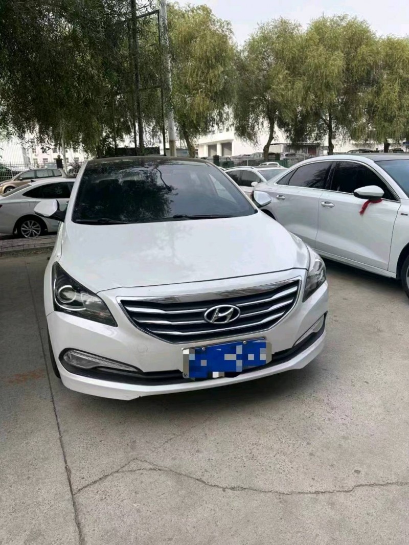 济宁15年现代名图1