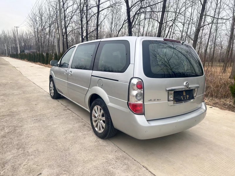 徐州14年别克GL84