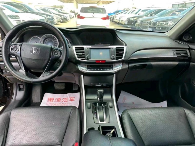 东营13年本田雅阁6