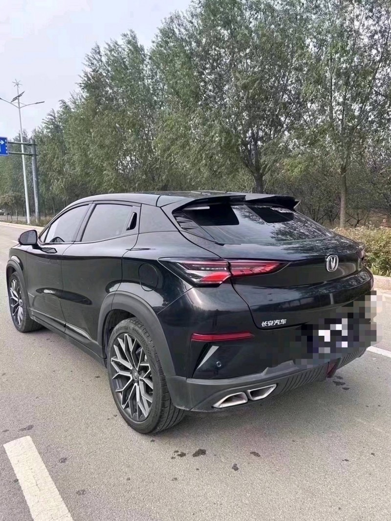 枣庄22年长安汽车UNI-T8