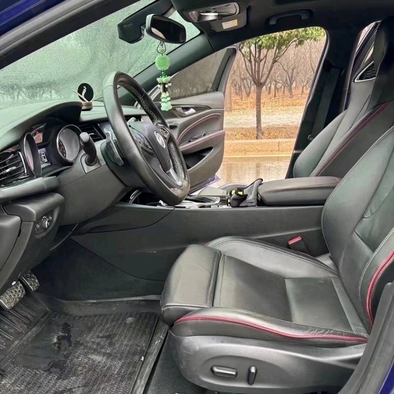 枣庄18年别克君威5