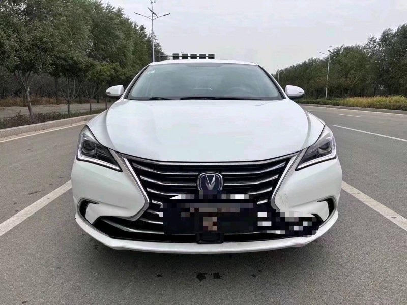 枣庄19年长安汽车逸动1