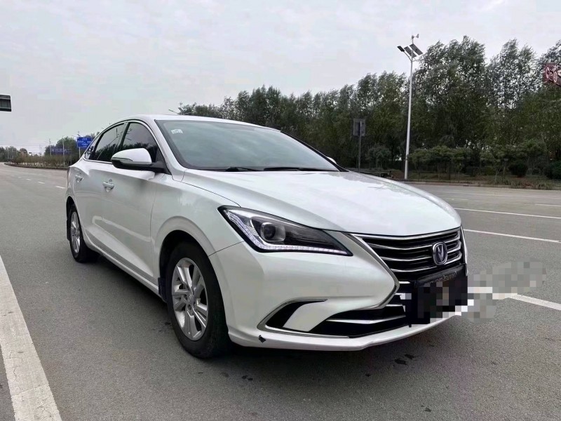 枣庄19年长安汽车逸动2