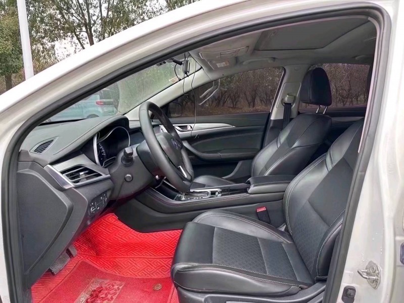 枣庄19年长安汽车逸动5