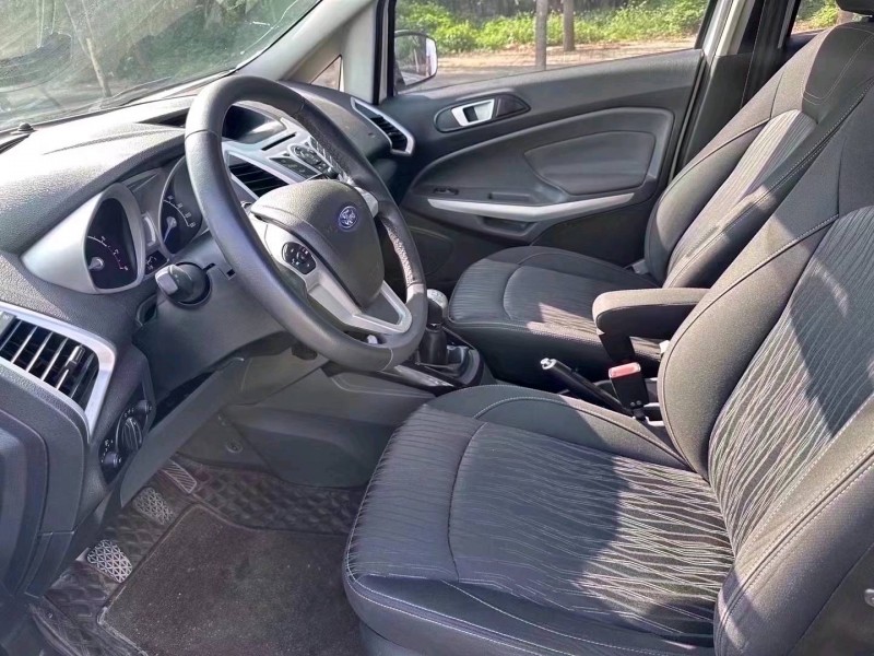 淄博13年福特翼搏5