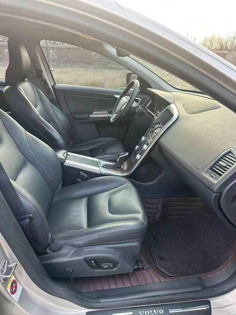 宜昌17年沃尔沃XC605