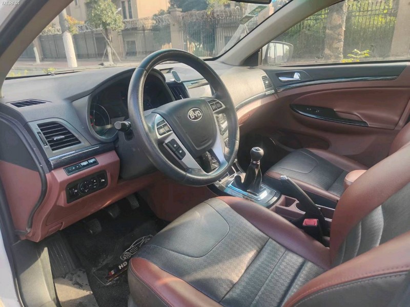 东莞16年比亚迪速锐5