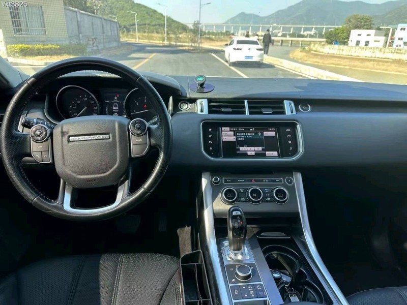 东莞16年路虎揽胜运动4