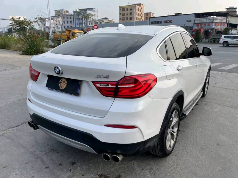 广州17年宝马X47