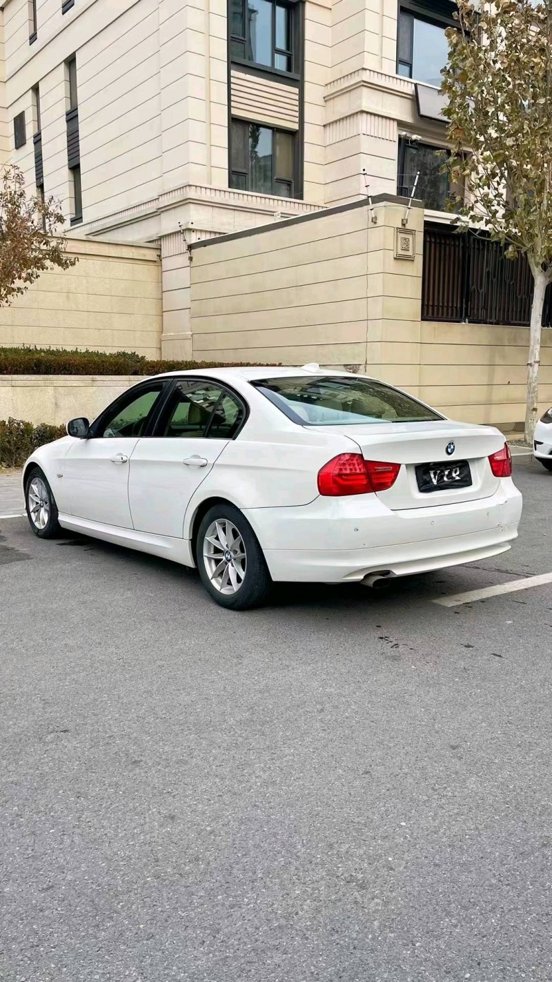 廊坊11年宝马3系8