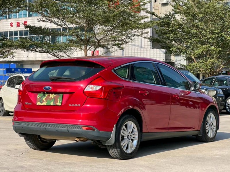 东莞13年福特福克斯8