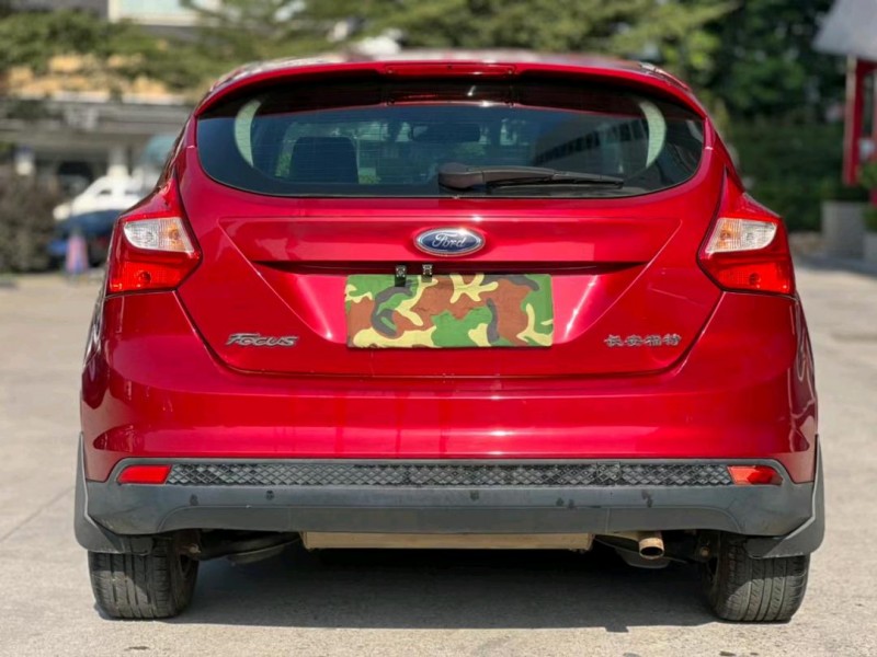 东莞13年福特福克斯9