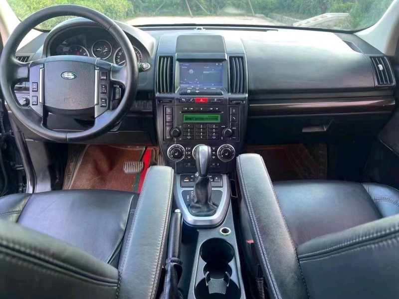 东营10年路虎神行者9