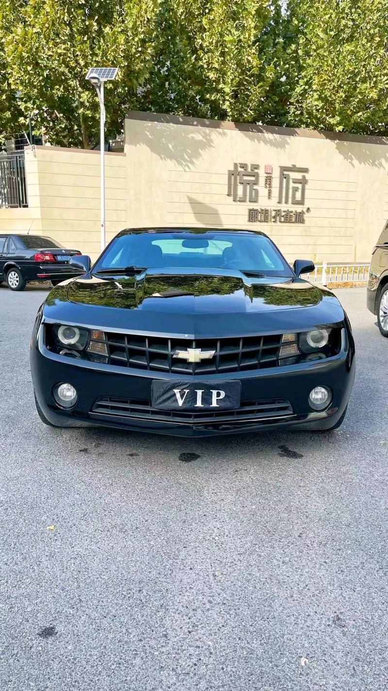 廊坊12年雪佛兰科迈罗1